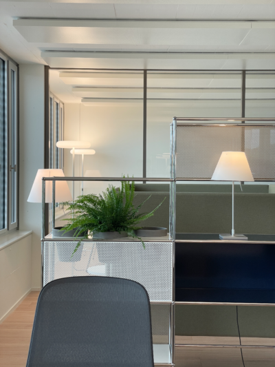 1 CBB22 C0 C906 40 AE B4 D4 832 F3 BE30532