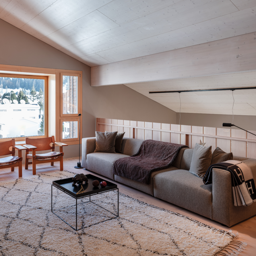 A04-Andermatt-Chalet-Dinesen-Douglasie-Innenarchitektur-Basel-interiordesign-Innenausbau-Holzbau-livingspace