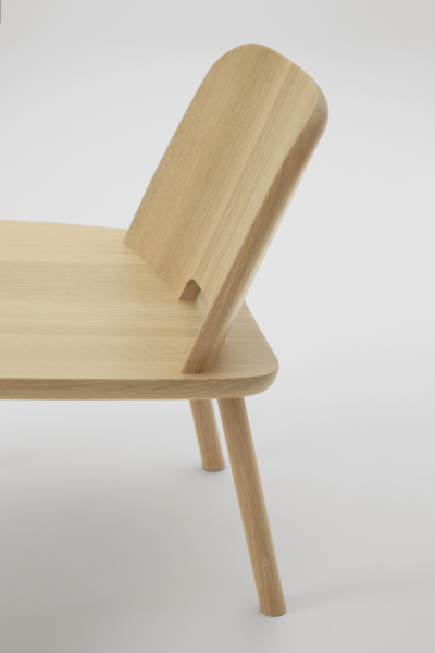 A04 Maruni Fugu Lounge Chair oak Basel Innenarchitektur Moebel Detail